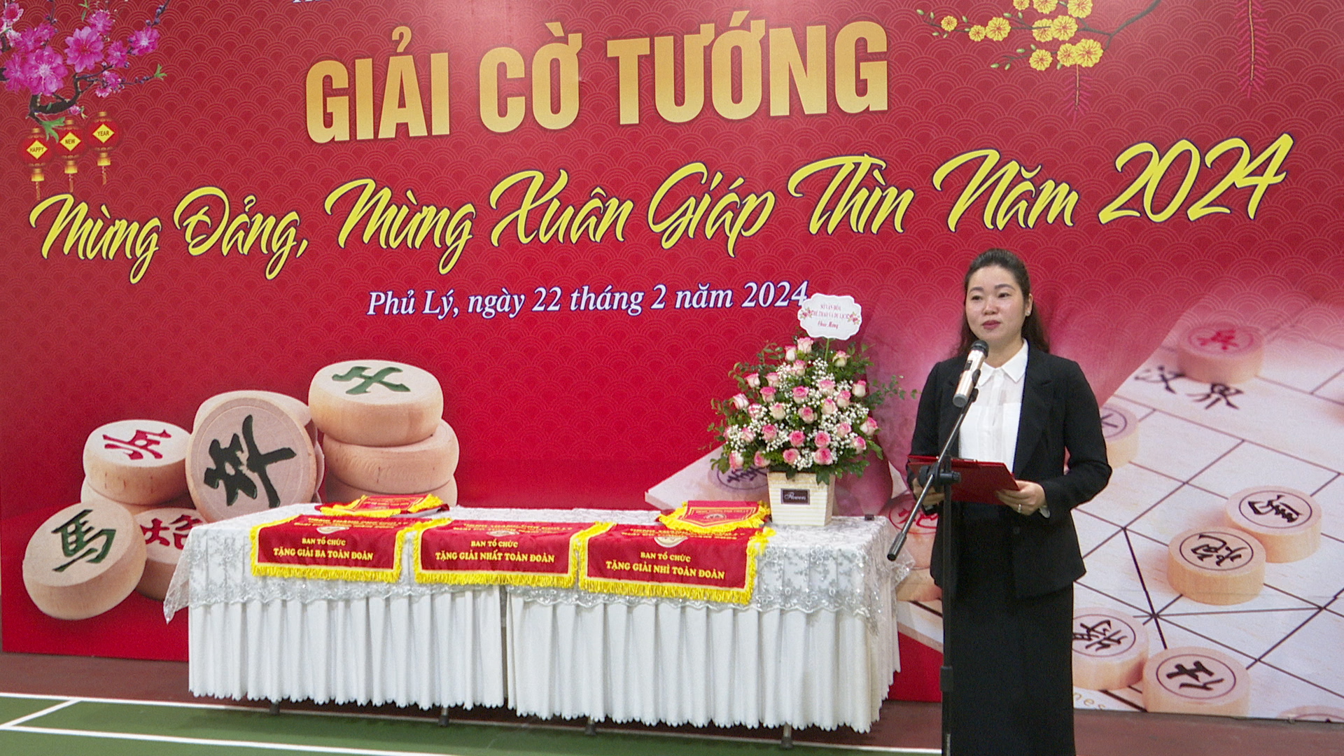 DUNG TIN.00_02_23_27.Still888.jpg