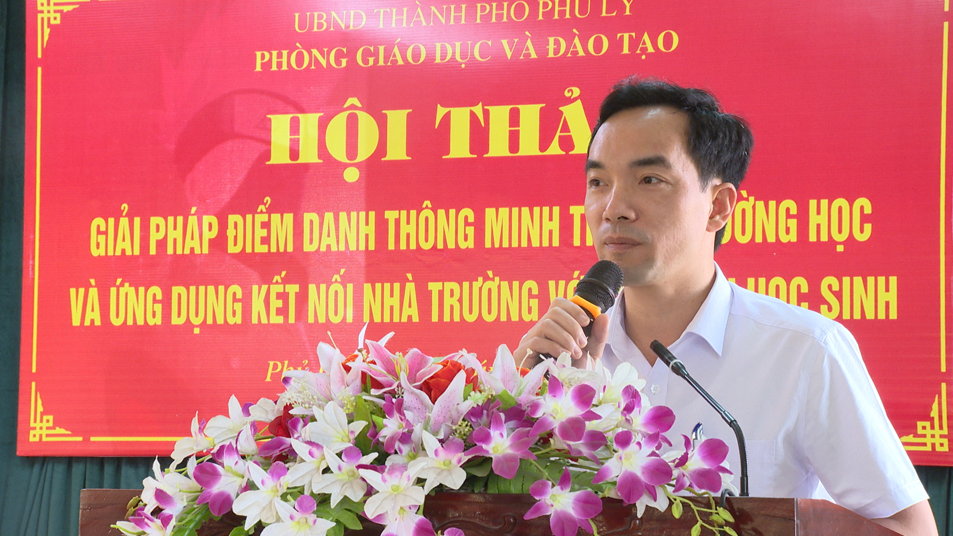 quang.00_00_24_16.Still1269.jpg
