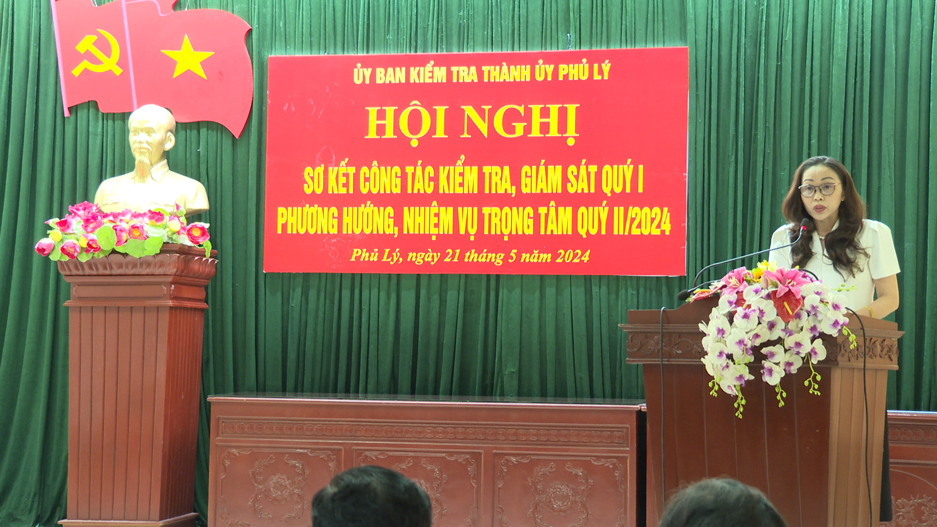QUANG.00_02_24_22.Still396.jpg