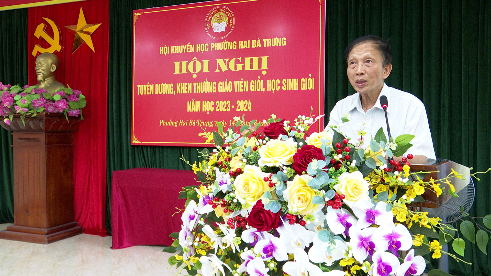 DUNG TIN.00_02_10_12.Still1751.jpg