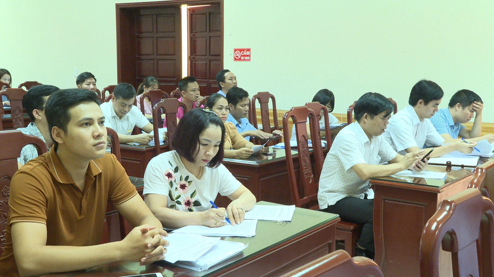 quang.00_01_11_23.Still375.jpg