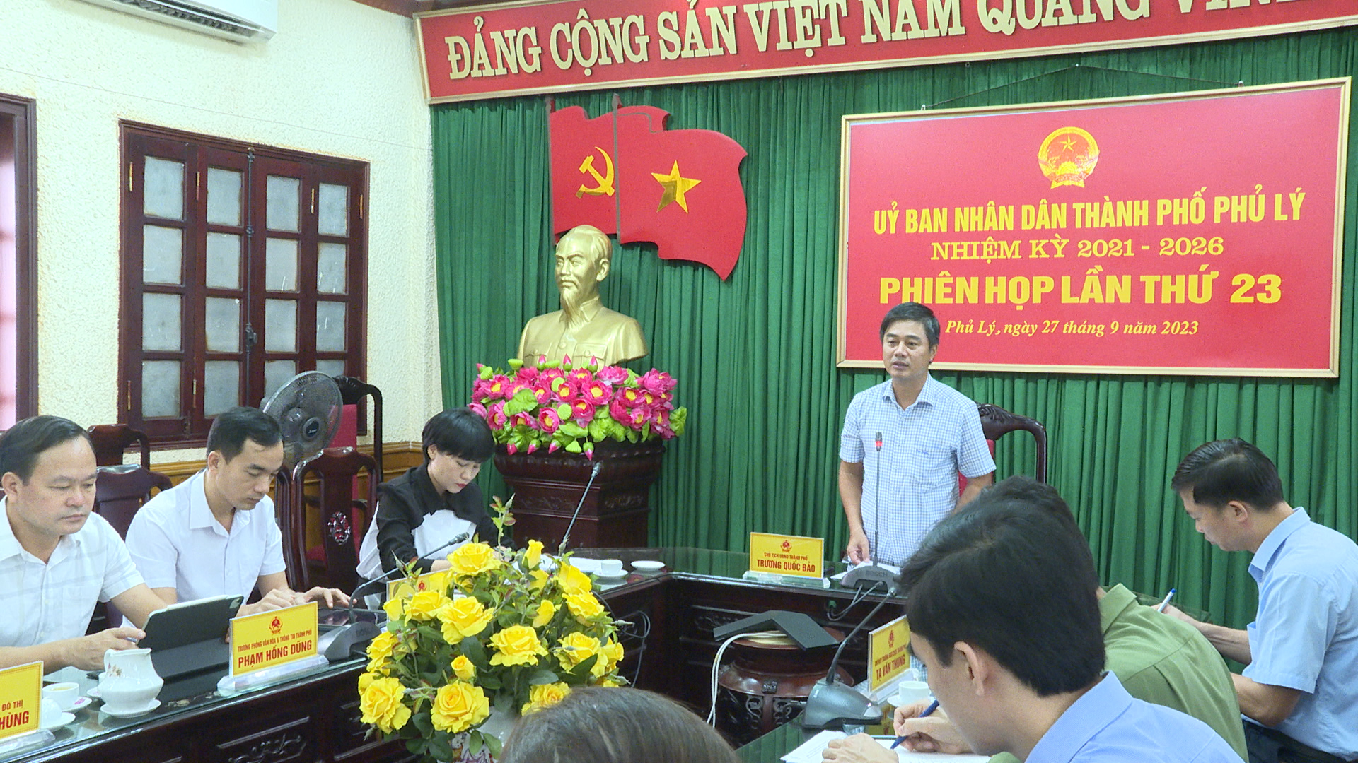 quang.00_03_23_23.Still414.jpg