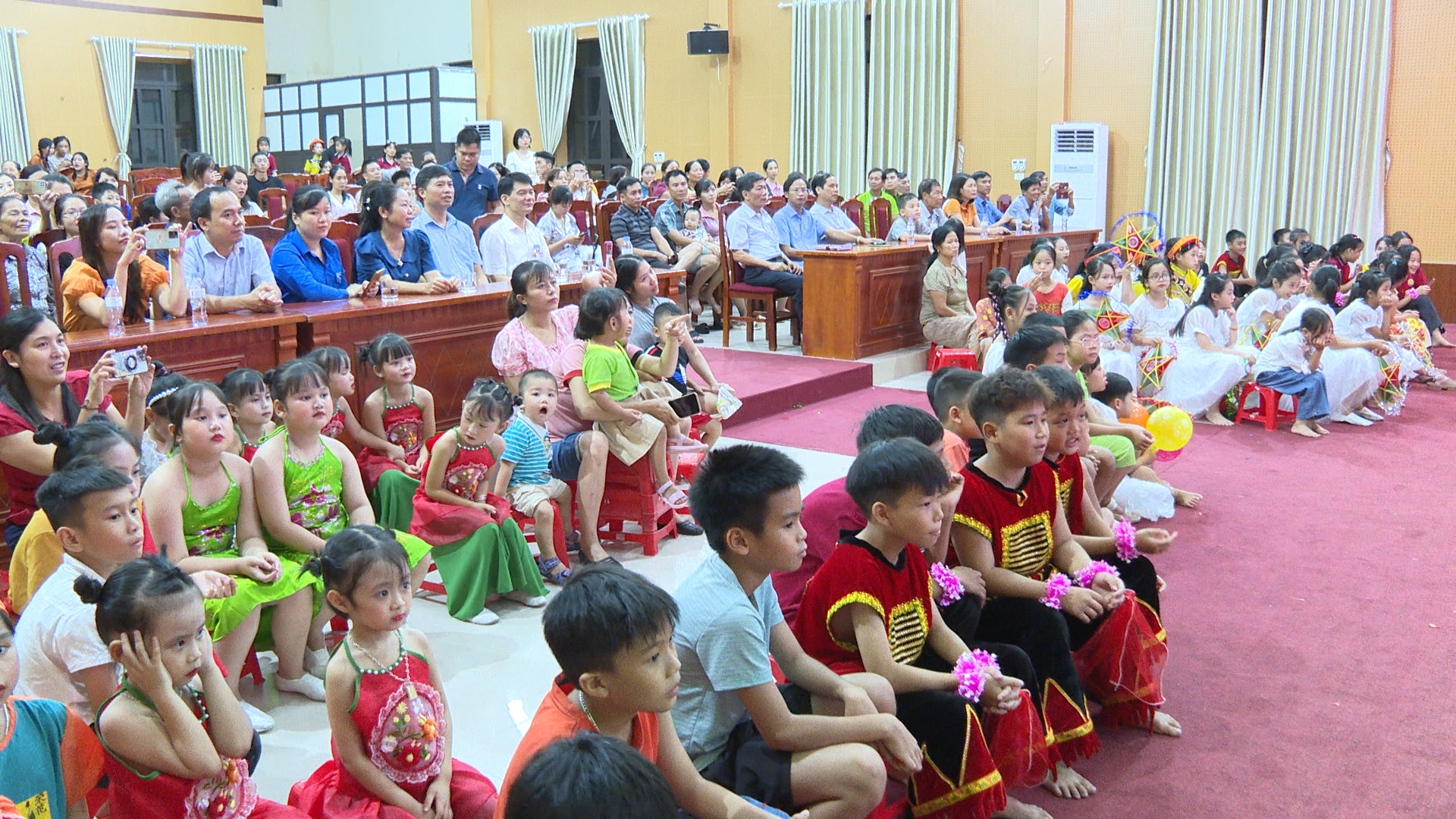 quang.00_05_48_21.Still430.jpg