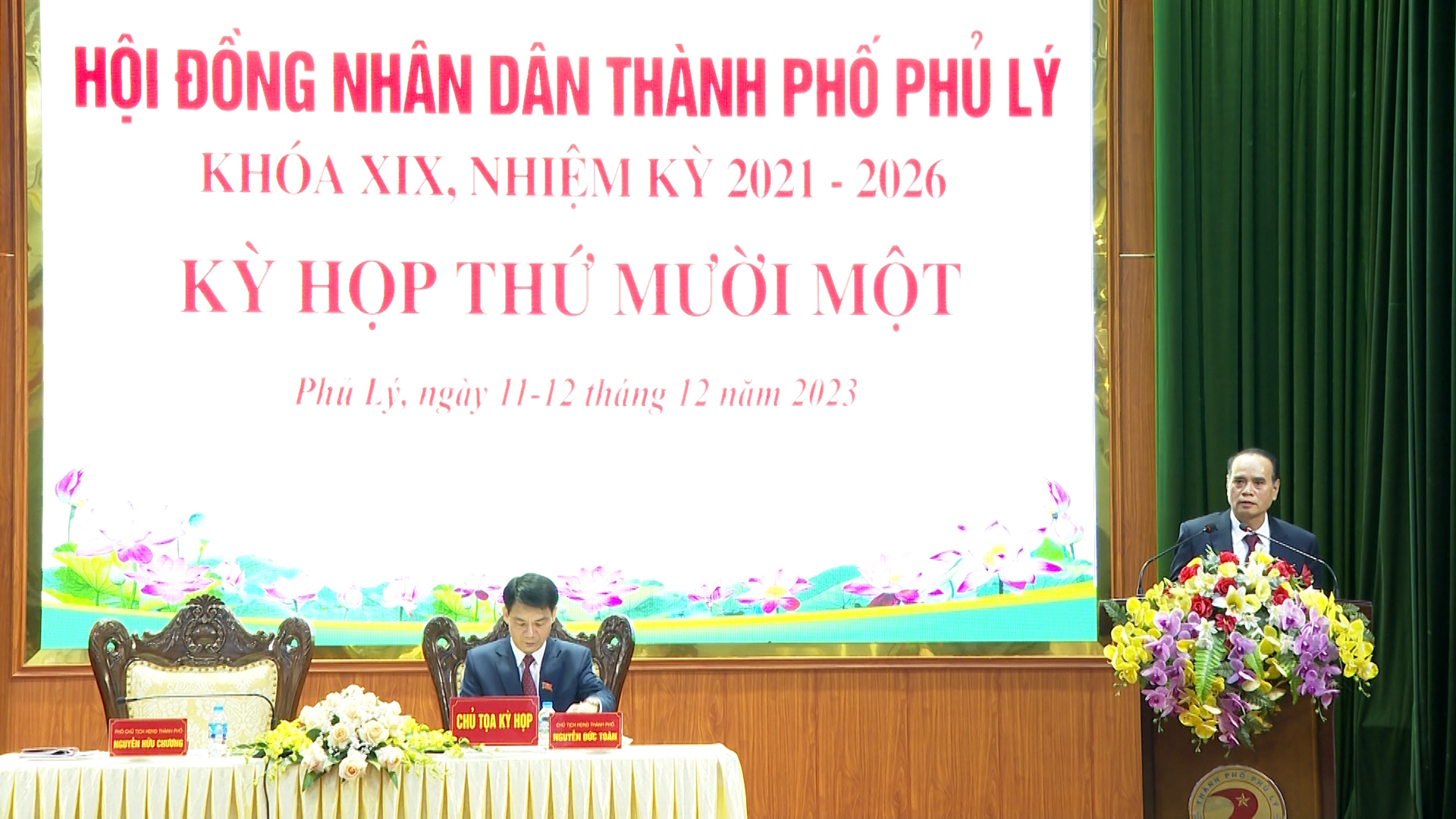 HD420.00_00_14_12.Still012.jpg